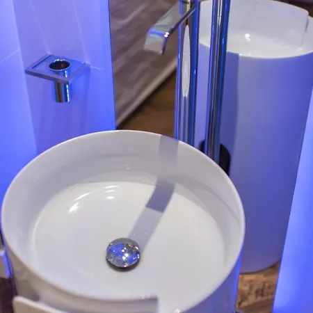 Affittacamere Lux In 3*