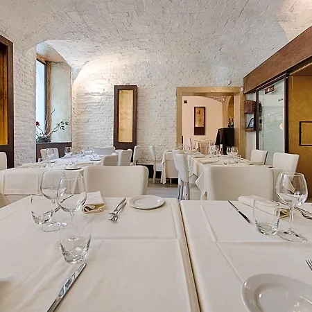 Lux In Casa de hóspedes Roma