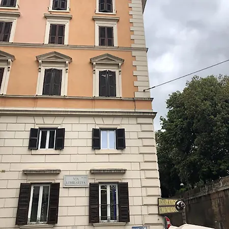 Casa de hóspedes Lux In 2*