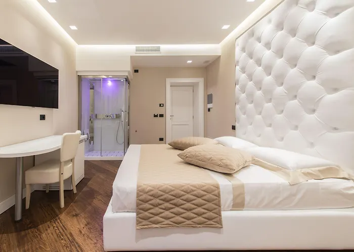 Lux In Πανσιόν 3*