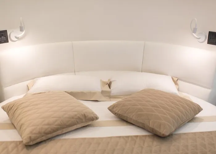 Πανσιόν Lux In Ρώμη