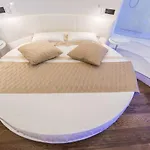 Lux In